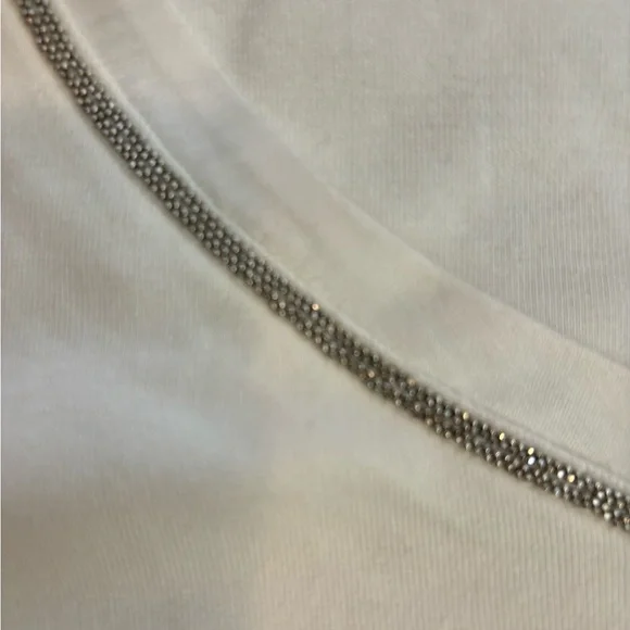 Chicos long sleeve v neck tee. Ivory. Excellent condition, size 1 or med… - Picture 4 of 7